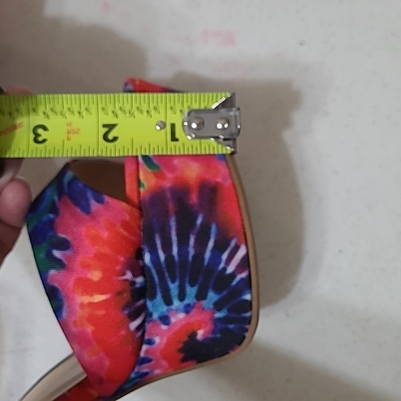 NWOT Bamboo colorful, tiedyed platform heels size 9 - Picture 11 of 12